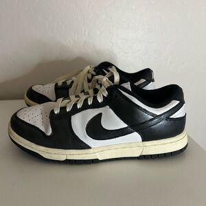 Panda Nike Dunks